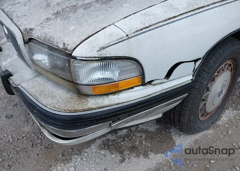 1995 Buick Lesabre Limited z USA, uszkodzony, nr VIN 1G4HR52L5SH449154